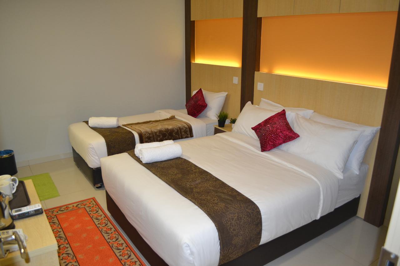 Eazy Hotel At Ampang Batu Empat Екстериор снимка